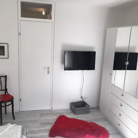 Ferienwohnung Knie *